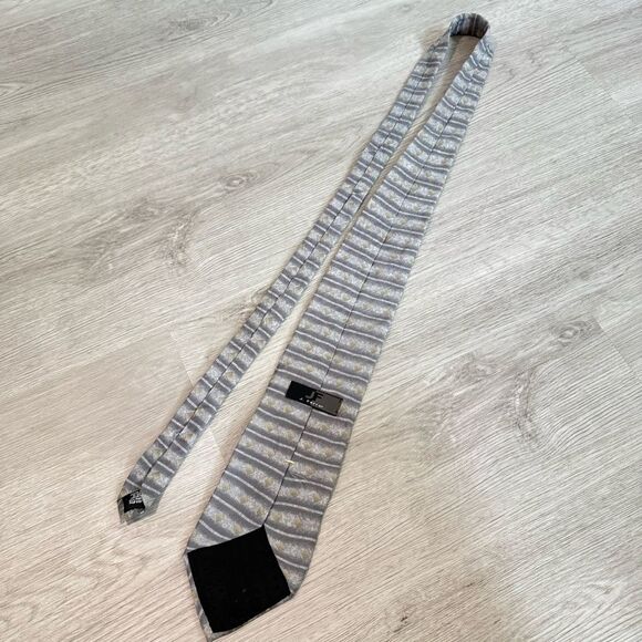 J. Ferrar Gray Striped Diamond Print Silk Neck Tie - Picture 3 of 5
